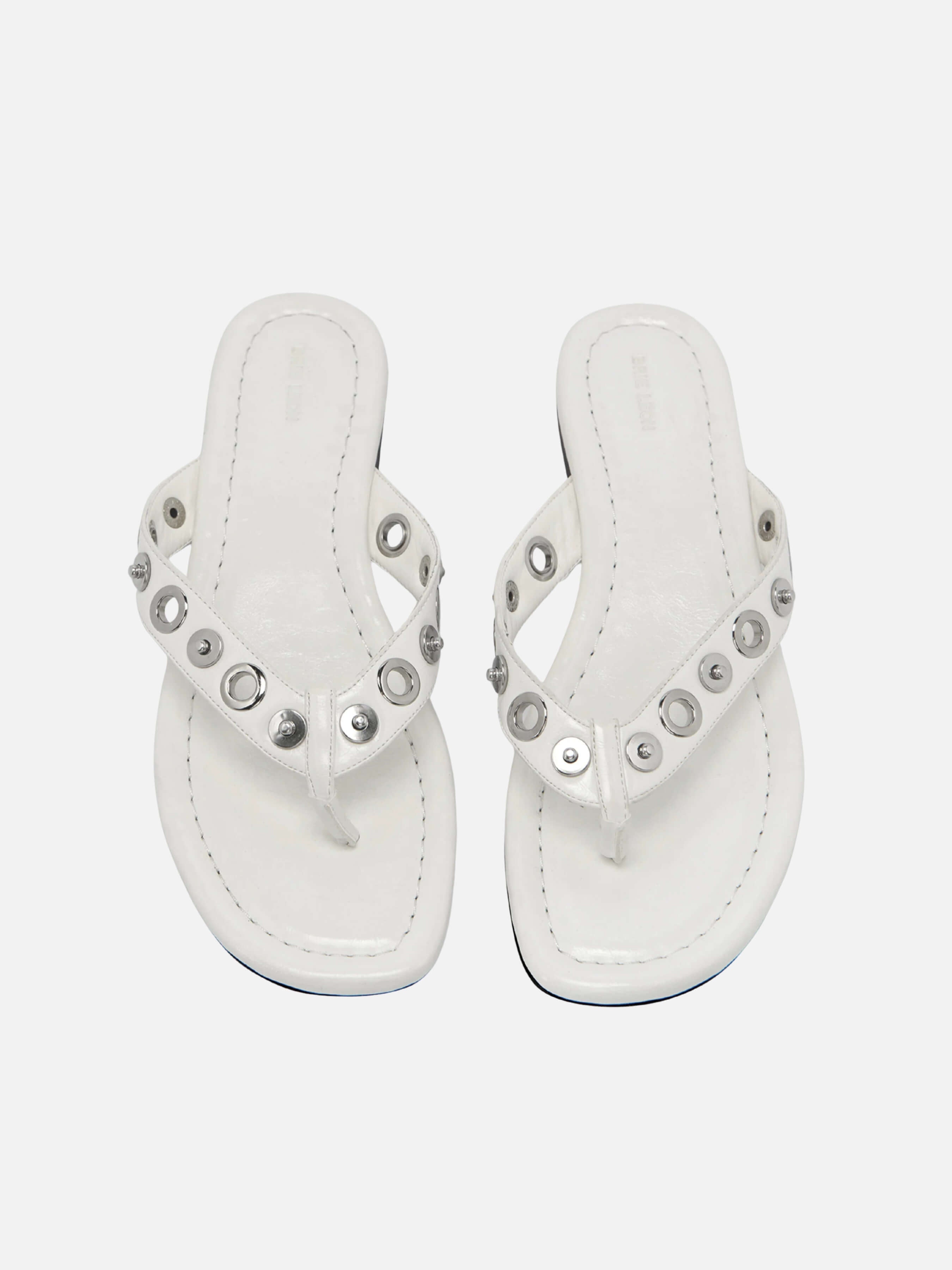 Eyelet Sandal - chalk