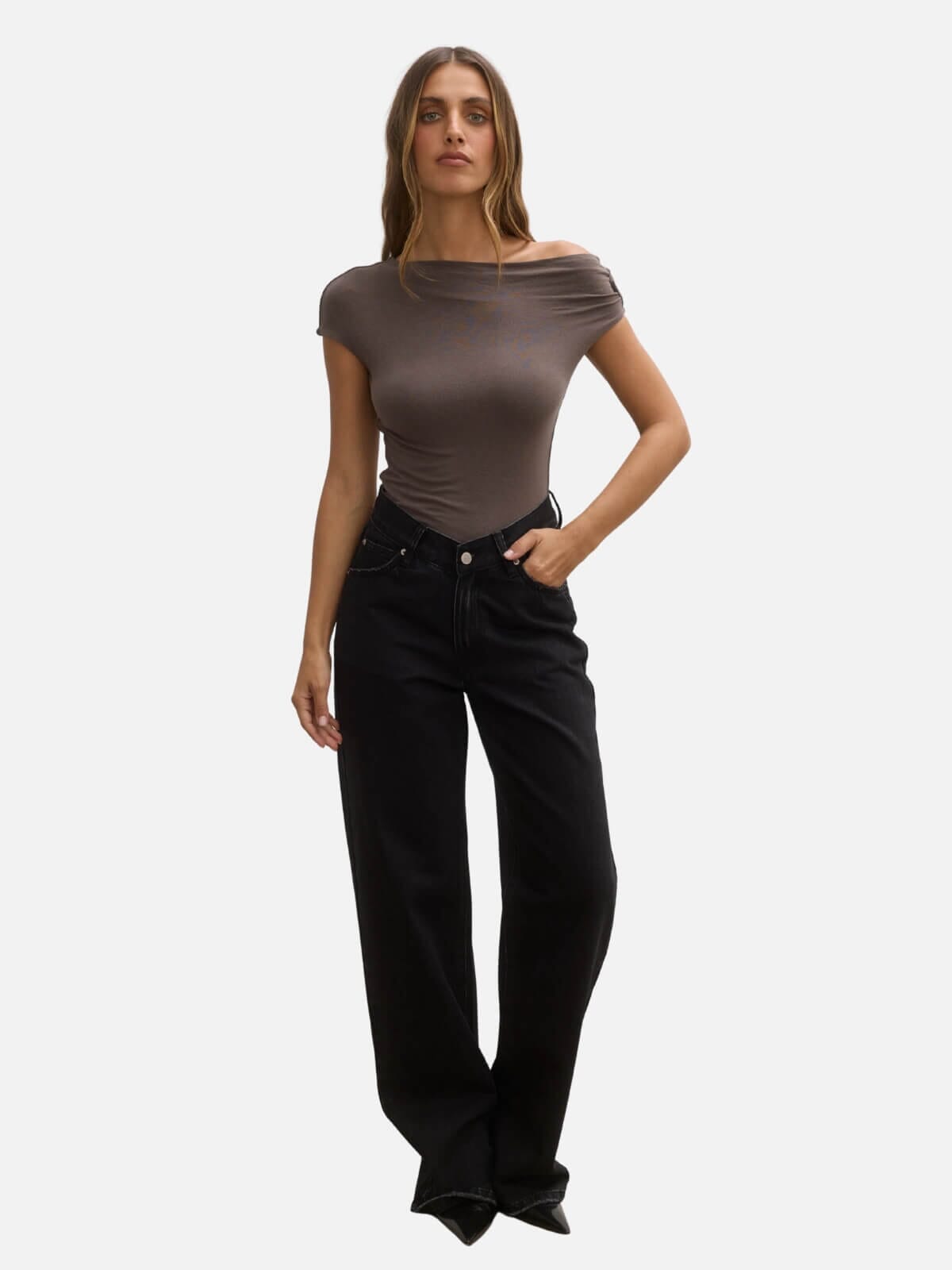 Bayse | Vera Jean - Backstage Black | Perlu
