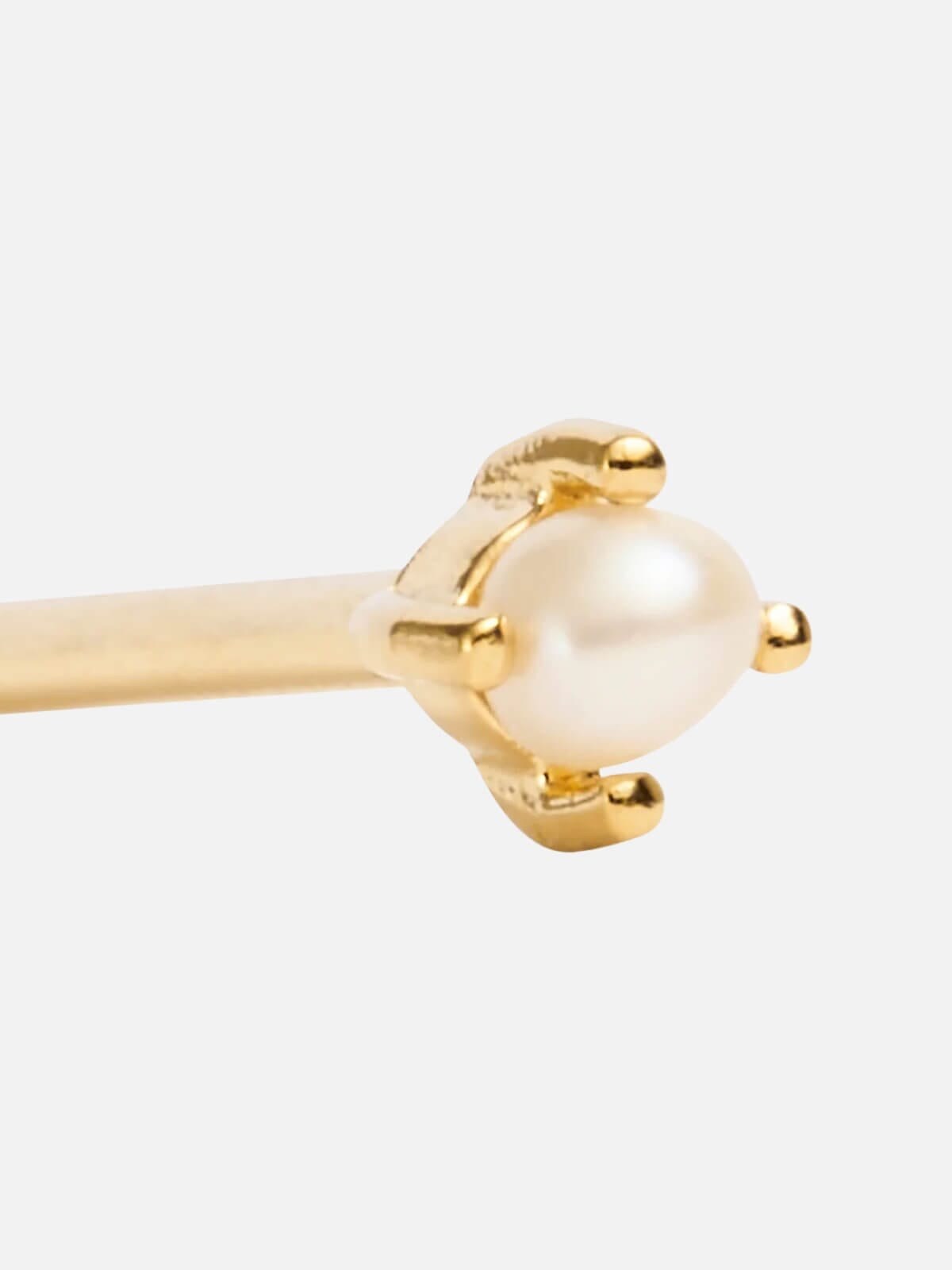 By Charlotte | 18k Gold Vermeil Moonlight Pearl Stud Earrings | Perlu