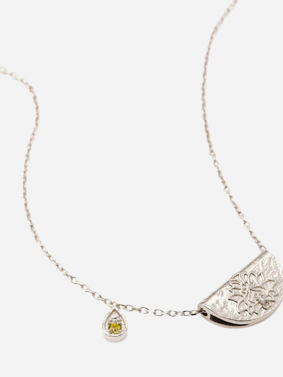 Lotus Birthstone Necklace - August - Peridot - Sterling Silver