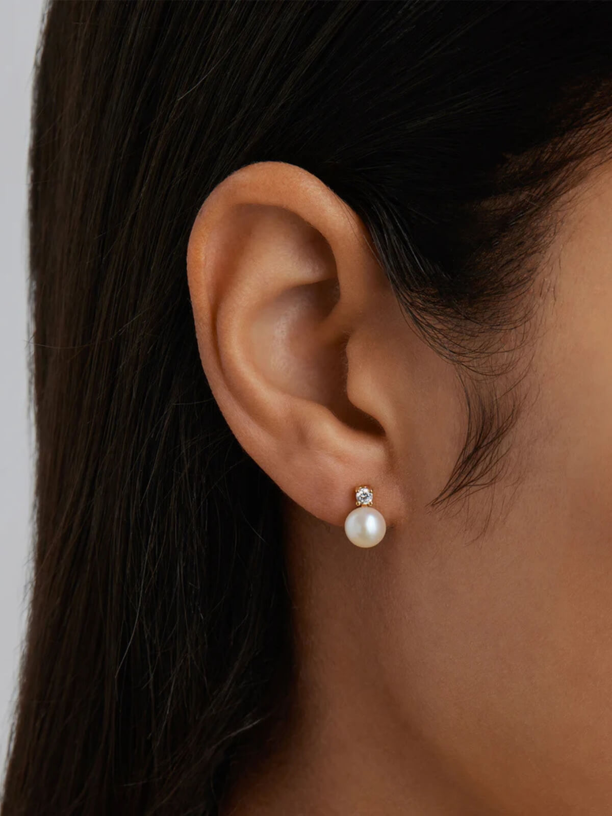 Moments With You Pearl Stud Earrings - 6mm - 18k Gold Vermeil