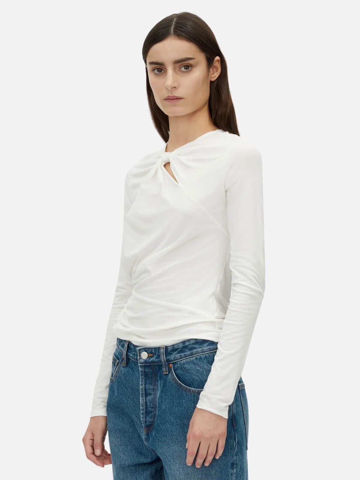 Felton Knot Long Sleeve Tee - Soft White Tops Camilla and Marc