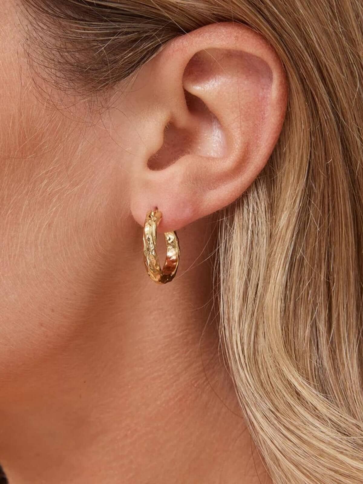 Jolie & Deen | Catalina Hoops - Gold | Perlu