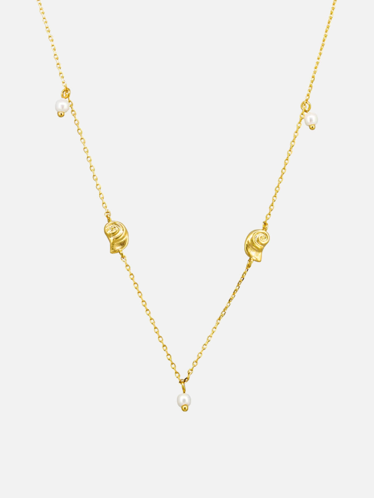 Shell & Pearl Necklace - Gold