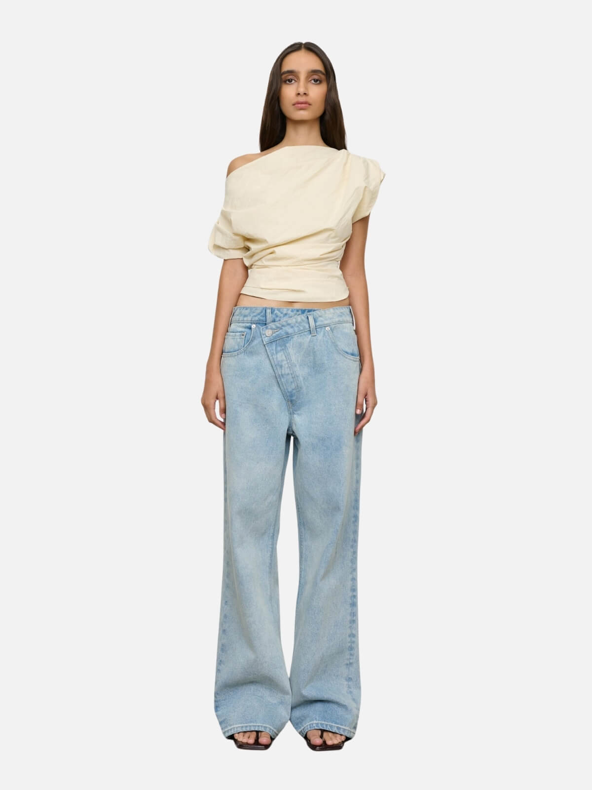 One Of Others | Hutton Jean - Light Blue Wash | Perlu