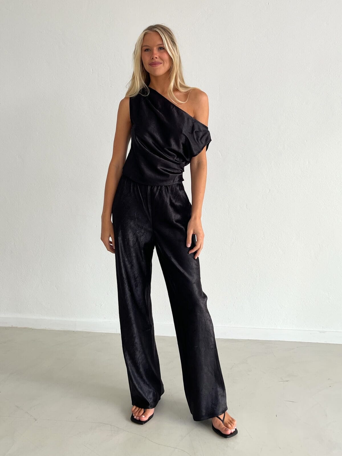 Jaques Pant - Black Pants One Of Others