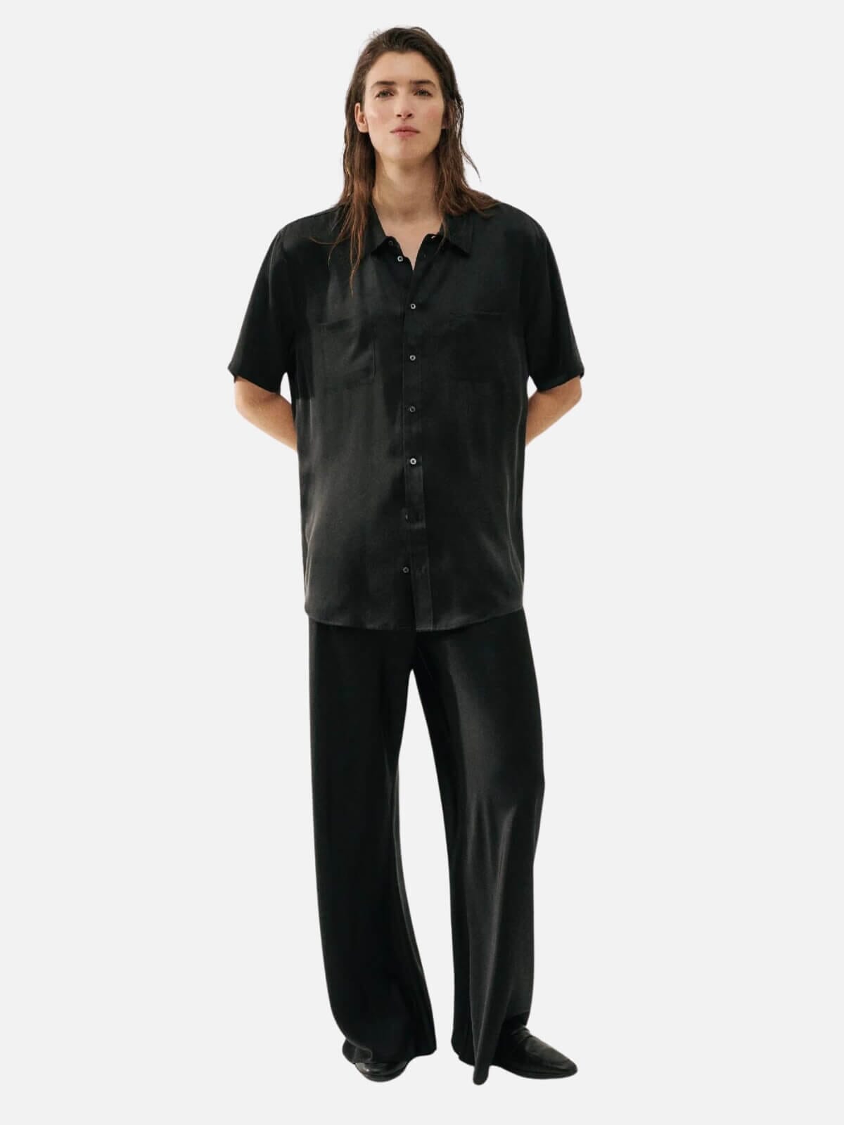 Silk Laundry | Short Sleeve Boyfriend Shirt - Black | Perlu