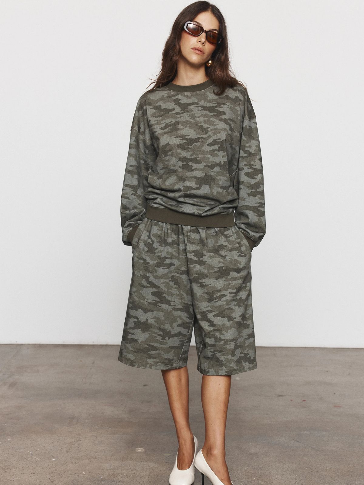 Indi Shorts - Khaki