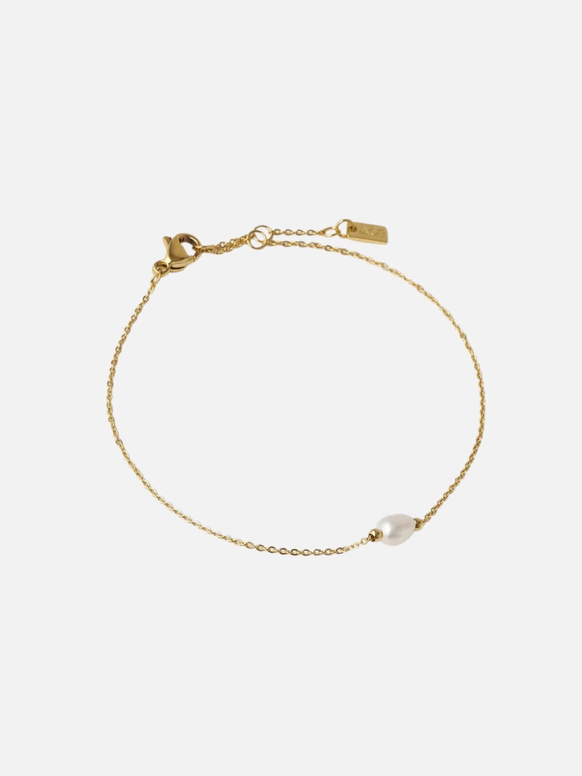Arms Of Eve | Cressida Pearl Bracelet - Gold | Perlu