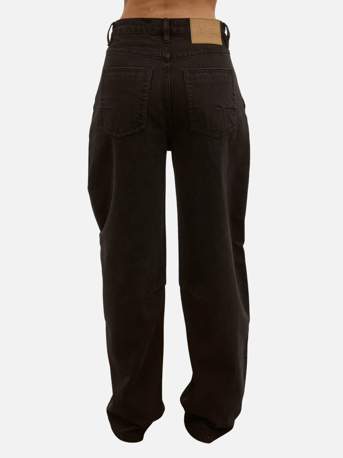 Bayse | Aston Jean - Backstage Black | Perlu