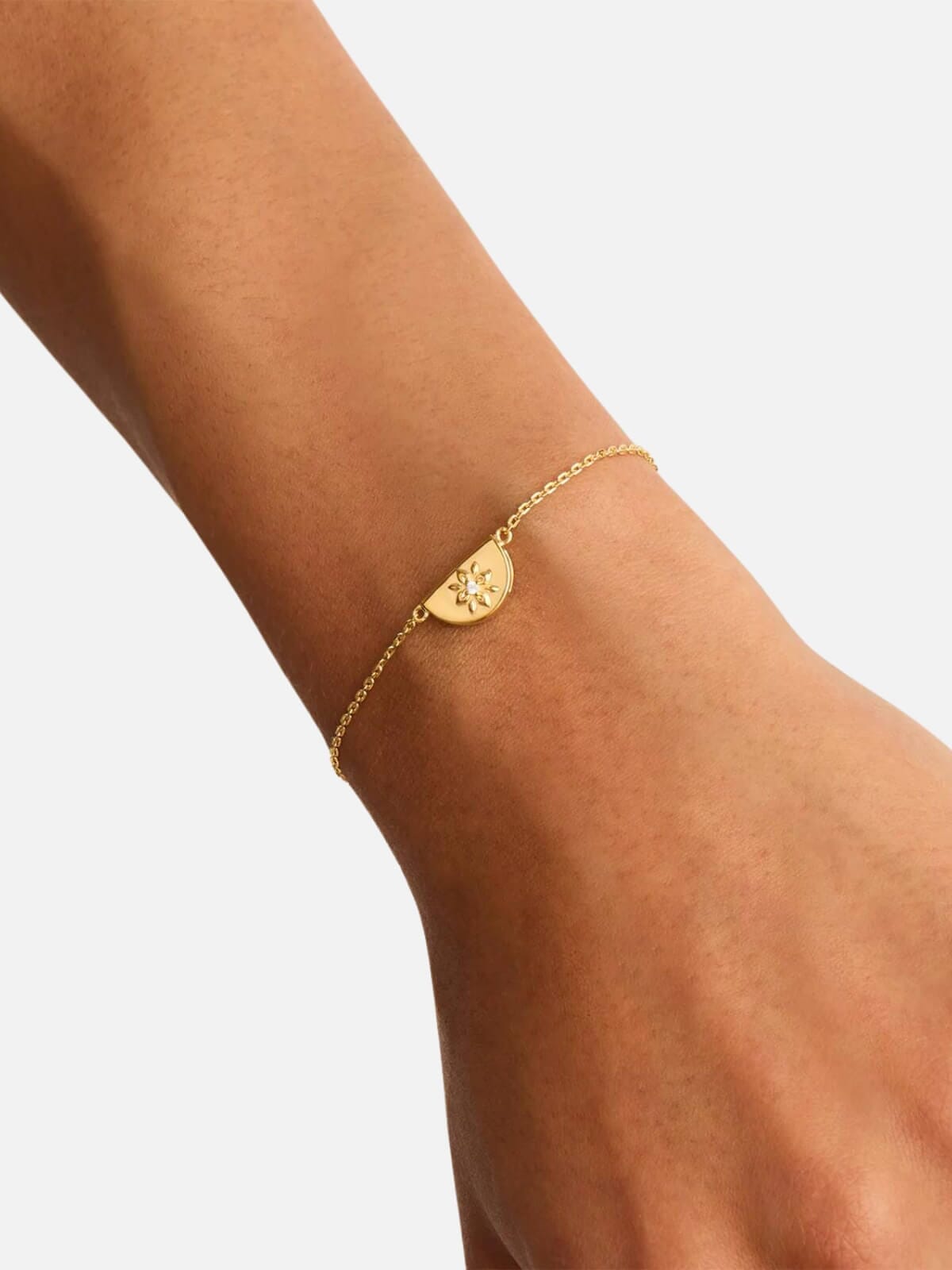 by charlotte | 18k Gold Vermeil Lotus Bracelet | Perlu