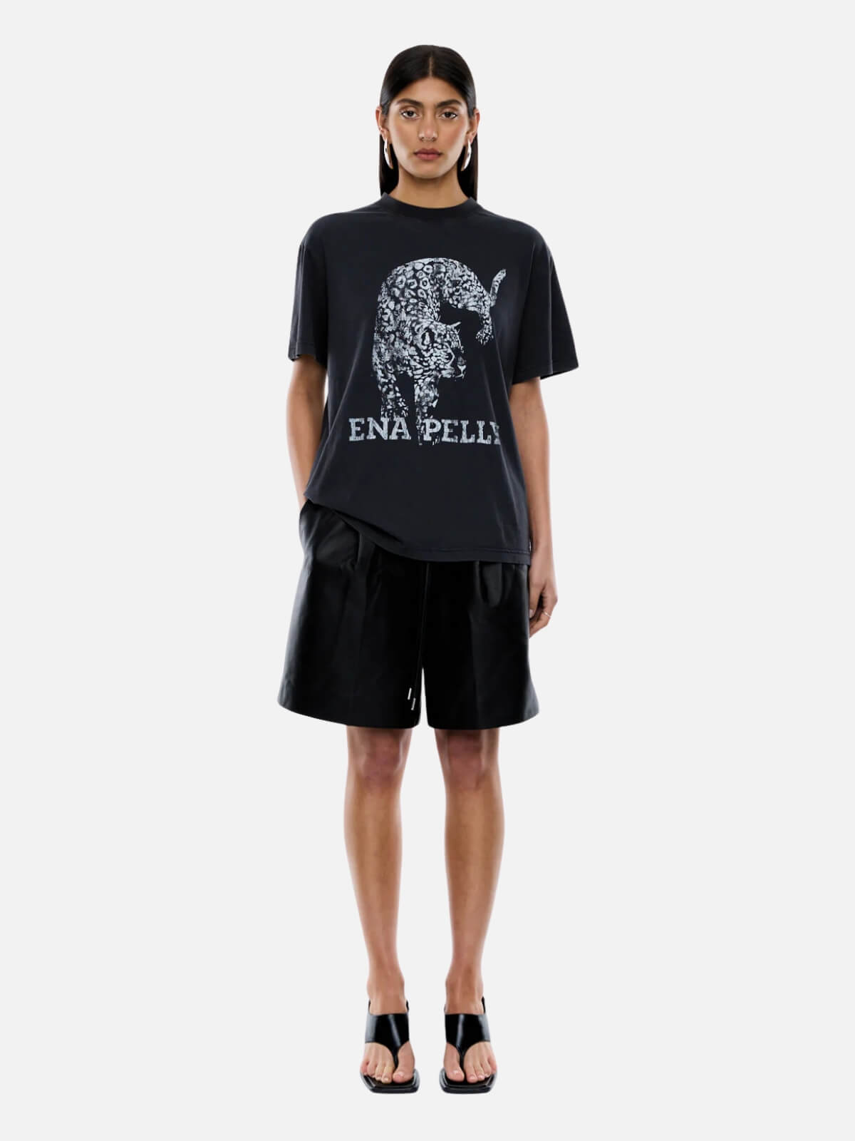 Crawling Leopard Tee - Vintage Black