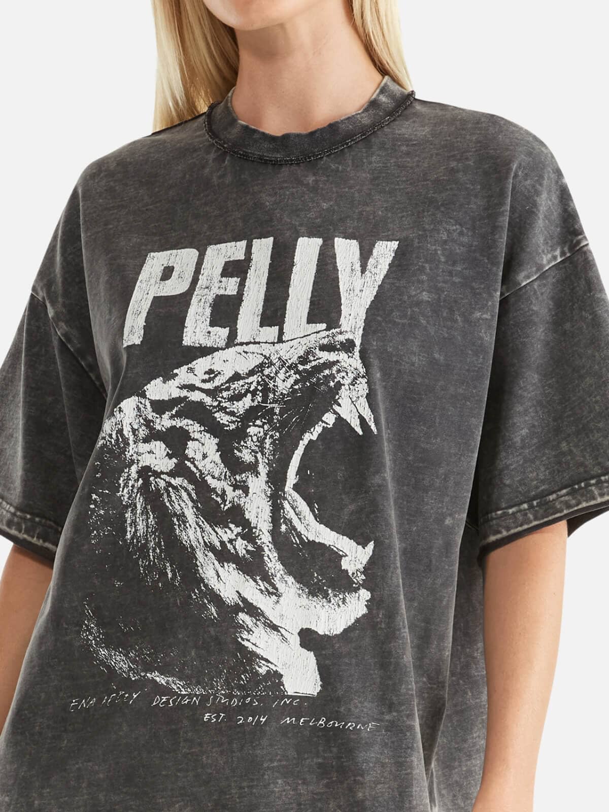 Ena Pelly | Fearless Tee - Black Stone Wash | Perlu