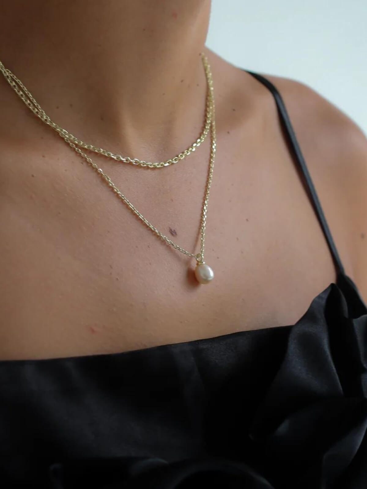 F+H | Stevie Double Chain Necklace: Brass + 18K Gold + Freshwater Pearl | Perlu