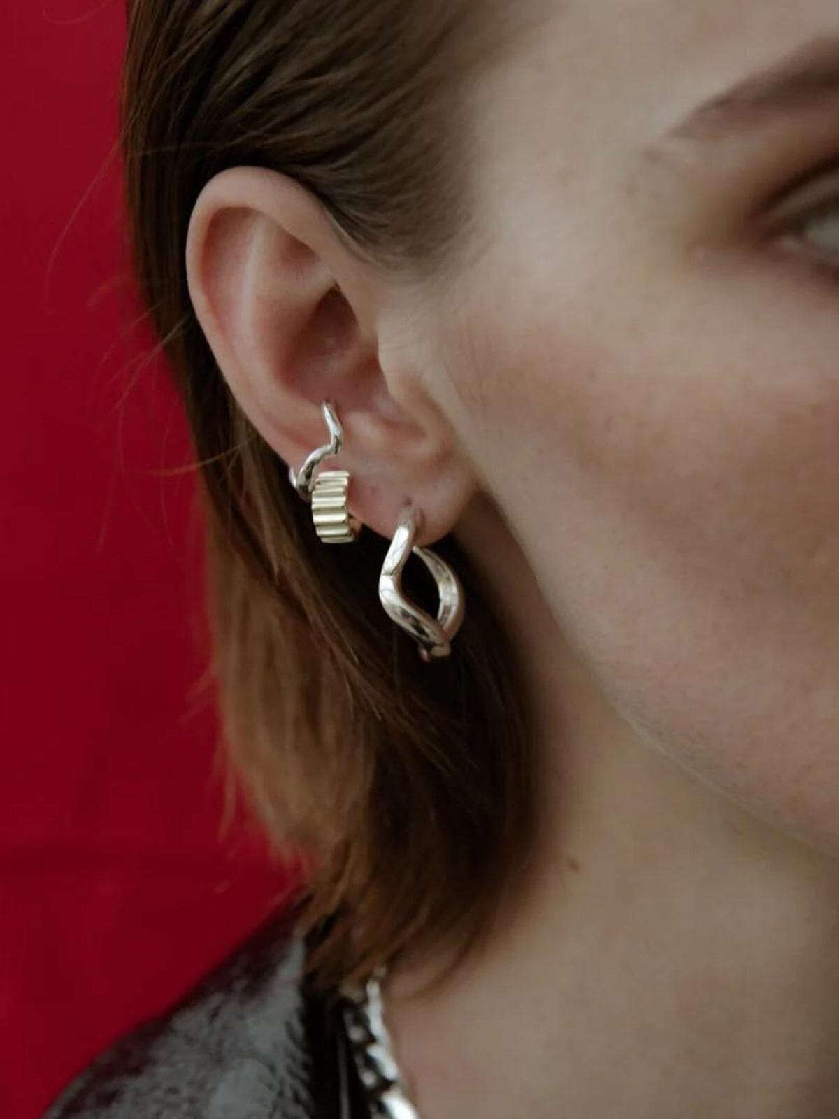 F+H | Wave Hoop Earrings Small: Brass + 18K Gold Plating | Perlu