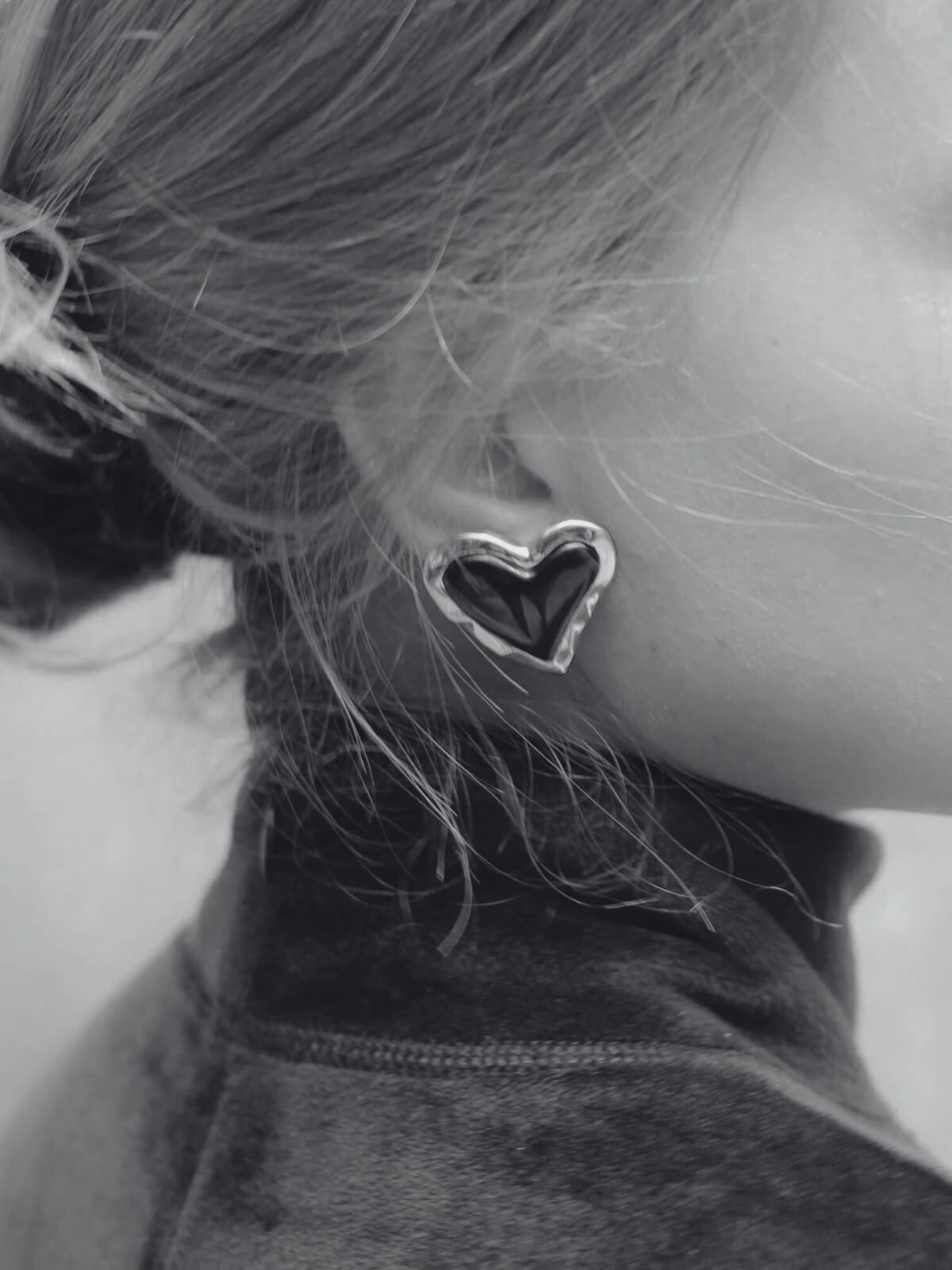 F+H | Whitney Statement Heart Earrings: Sterling Silver Plating + Onyx | Perlu