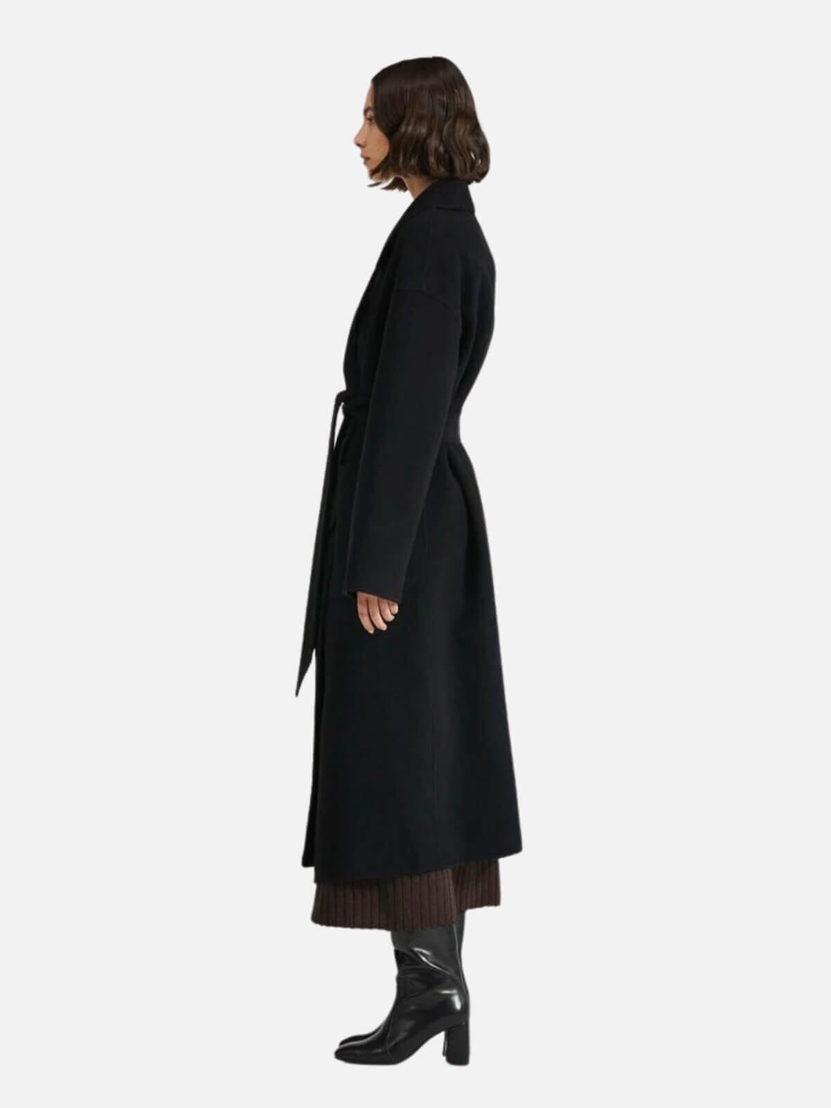 Friends with Frank | The Camilla Coat - Black | Perlu