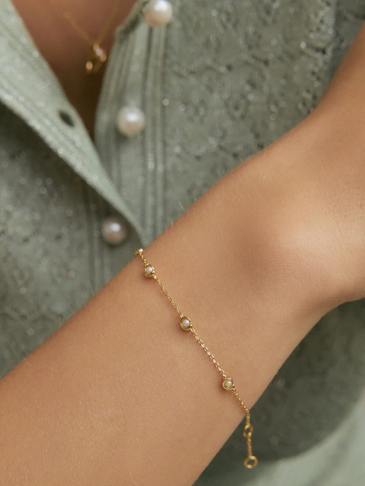 Aster Bracelet - Gold Bracelets Jolie & Deen 