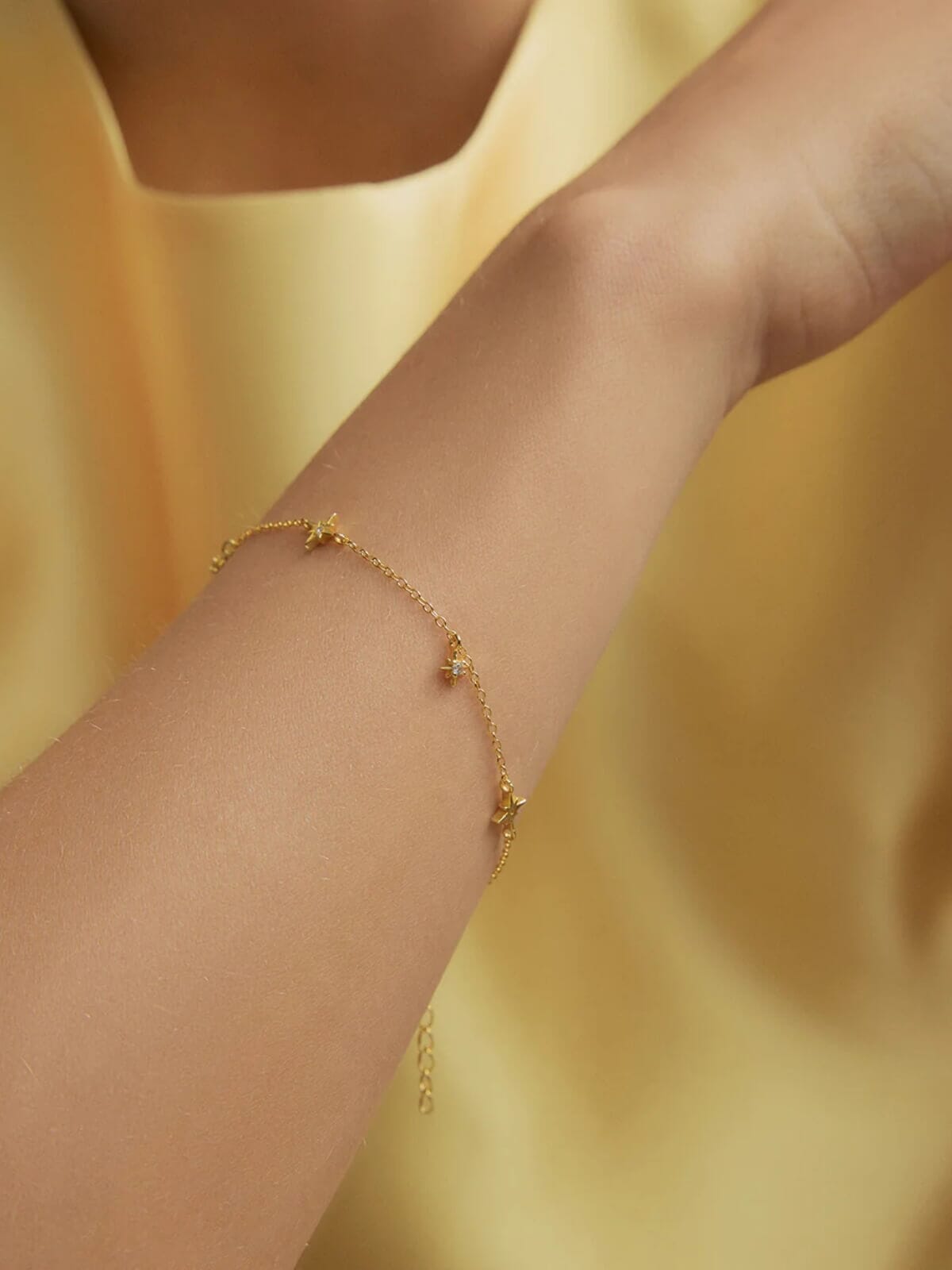 Ella Bracelet - Gold Bracelets Jolie & Deen 