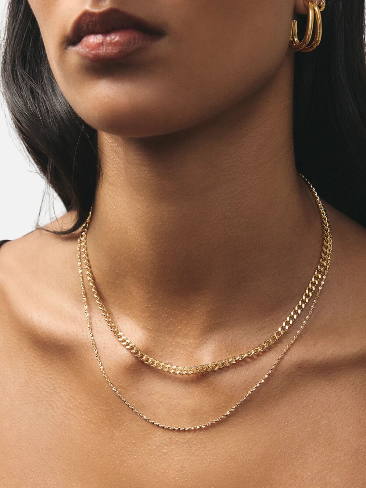 Jolie & Deen | Mary Necklace - Gold | Perlu