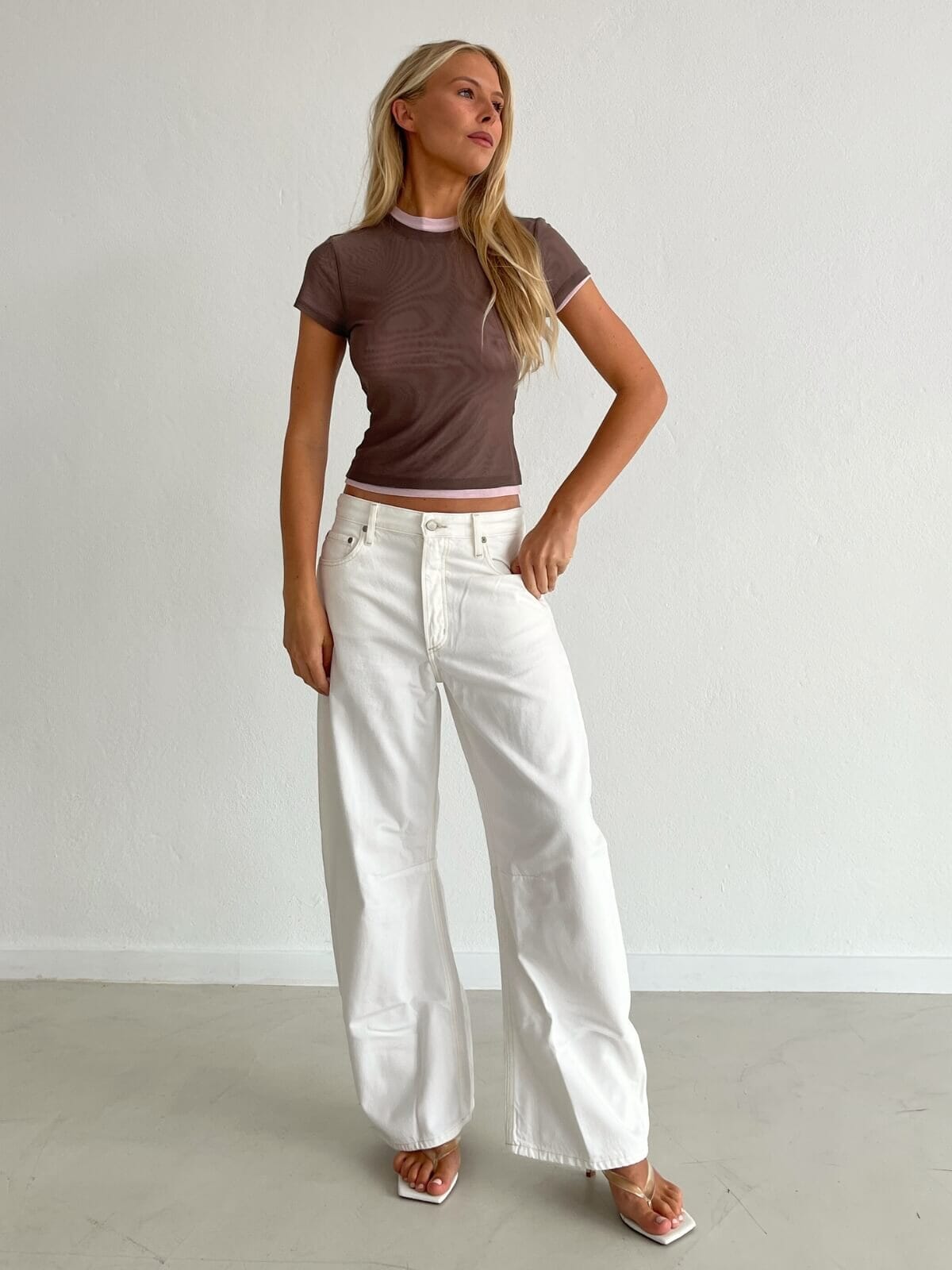 Vera Jean - White Jeans Nobody Denim 