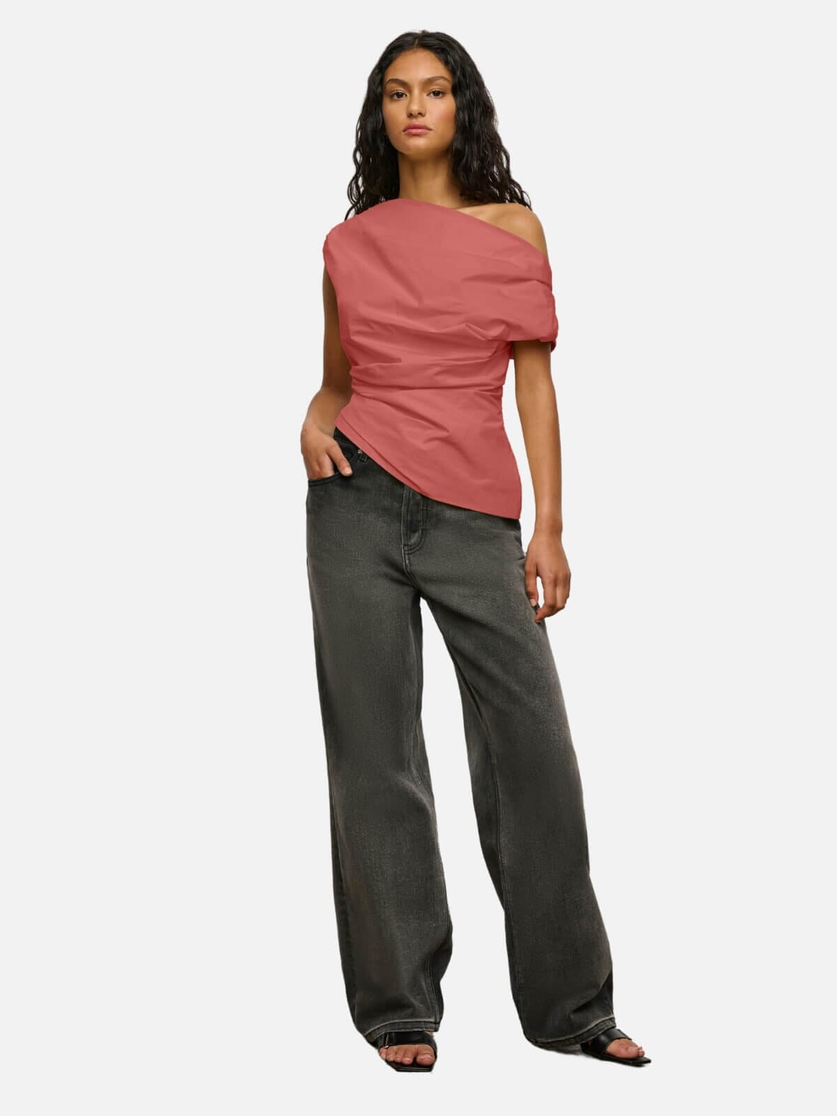One Of Others | Pallas Top - Washed Red | Perlu