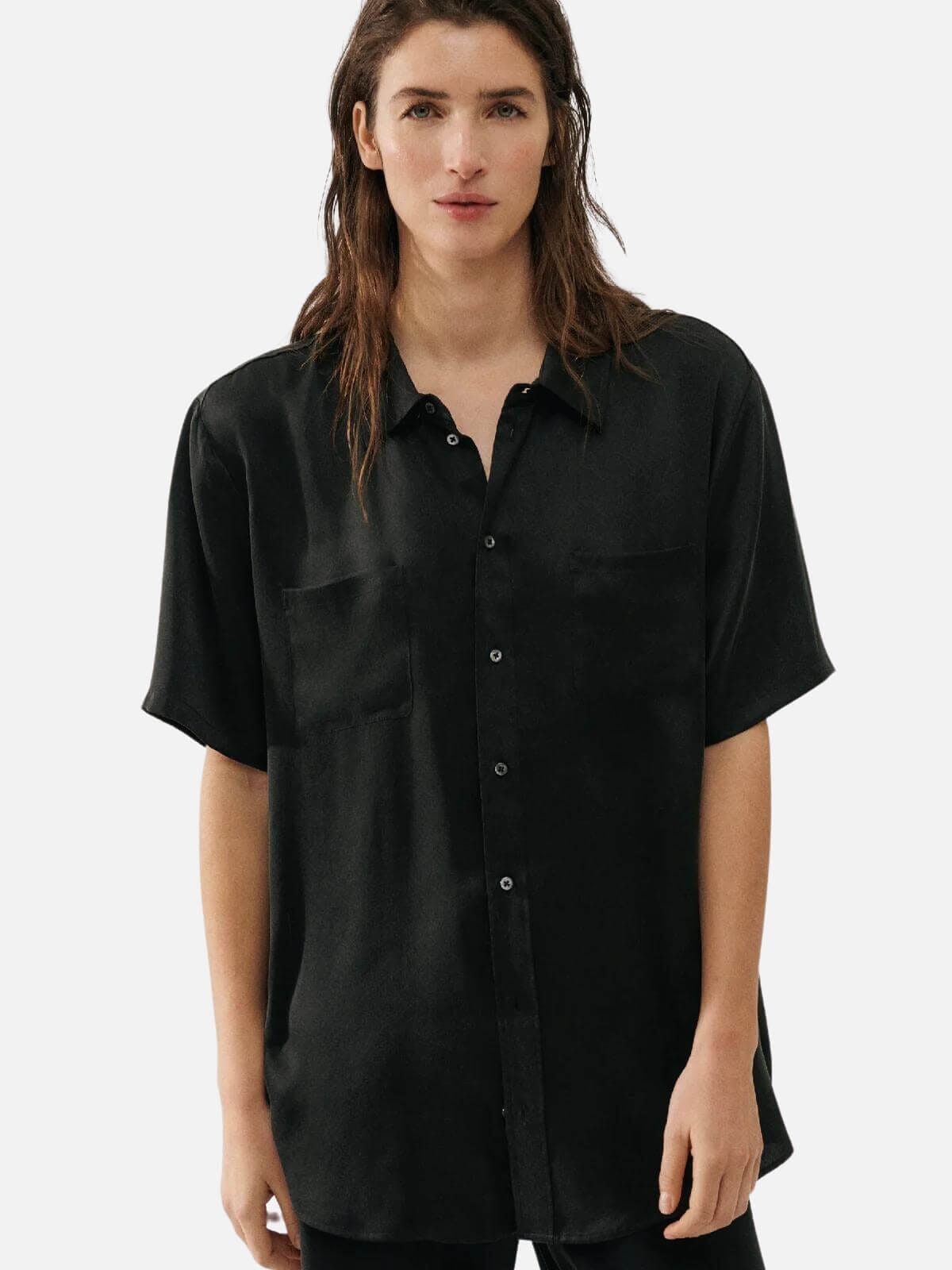 Silk Laundry | Short Sleeve Boyfriend Shirt - Black | Perlu