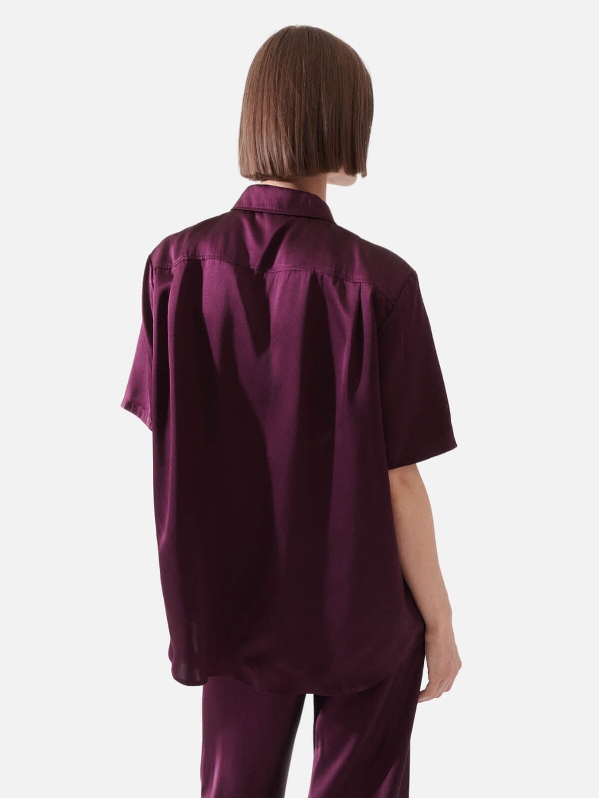 Silk Laundry | Short Sleeve Boyfriend Shirt - Blood Plum | Perlu