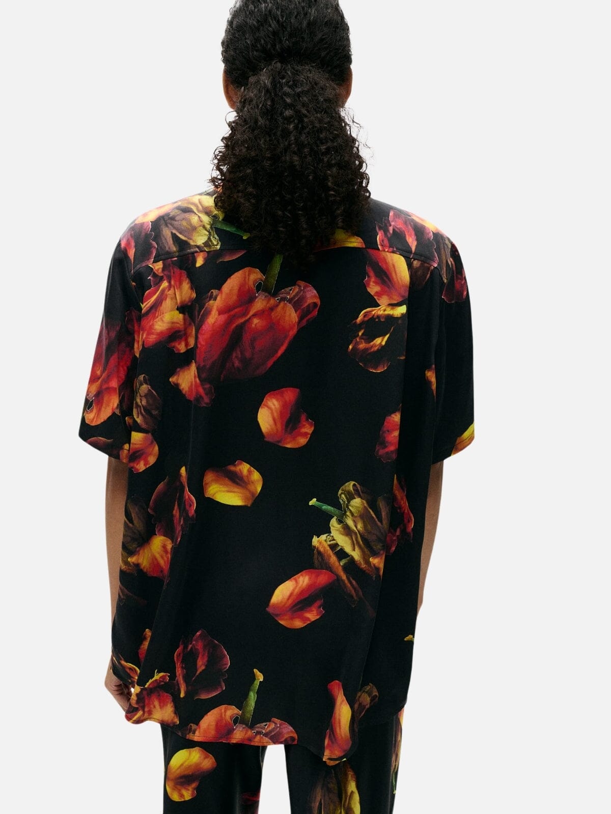 Silk Laundry | Short Sleeve Boyfriend Shirt - Tulipa Black | Perlu