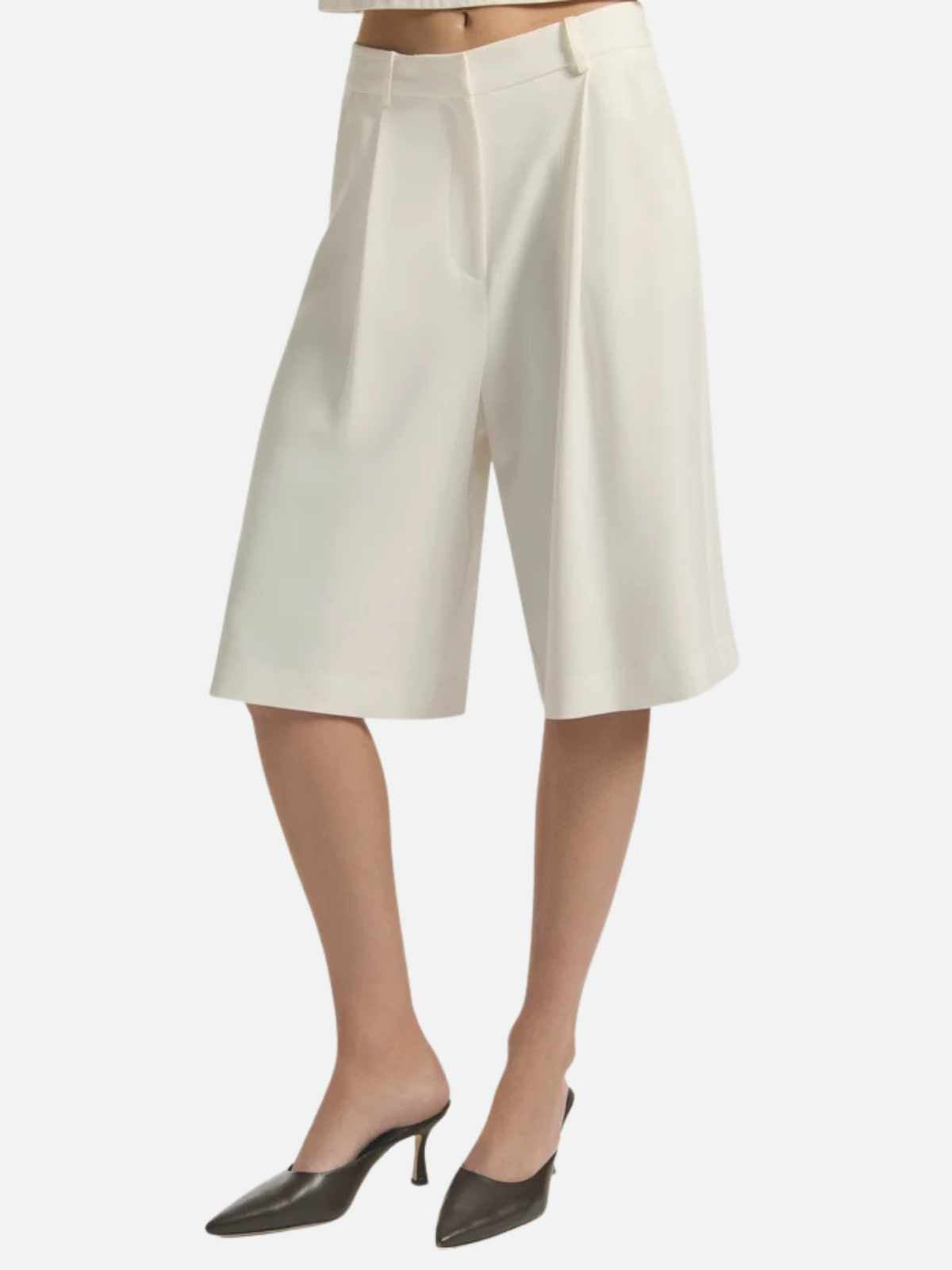 Monologue Short - Ivory