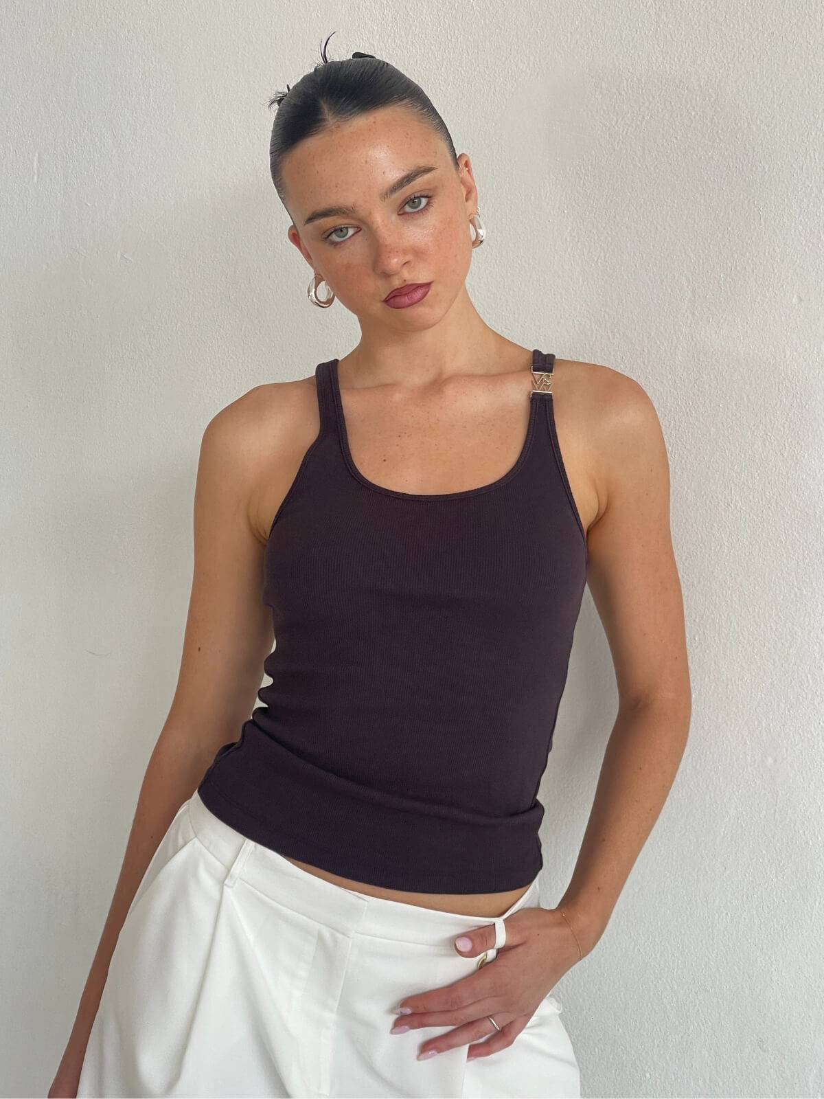 Victor Tank - Chocolate