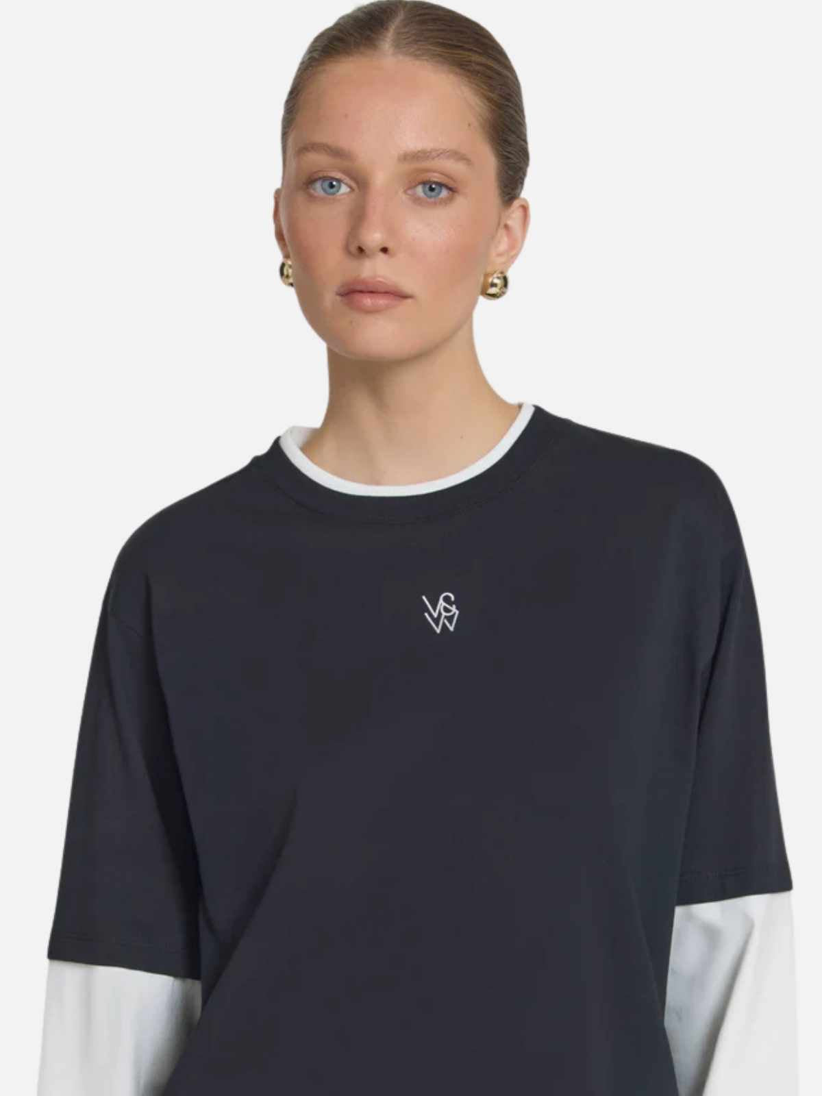 V&W Crest Longsleeve - Black
